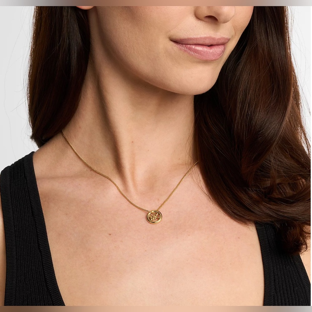 Michael KORS Gold Tone Logo Charm Pendant Necklace - Picture 3 of 9